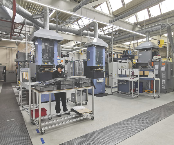 Gummi-Spezialist für Hightech Verbundteile